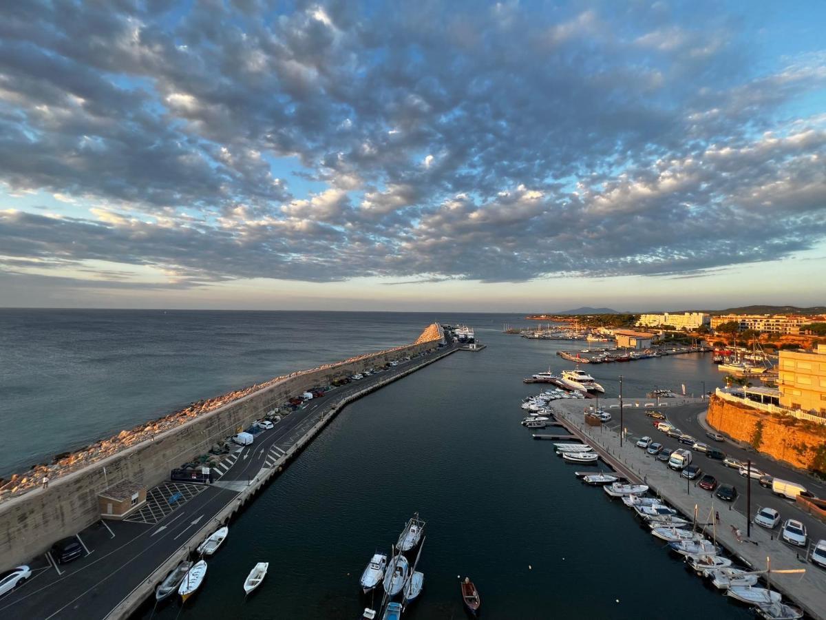 Charming Sea Front 3 Bedroom Apartment - Incredible Views! L'Ametlla de Mar Eksteriør bilde