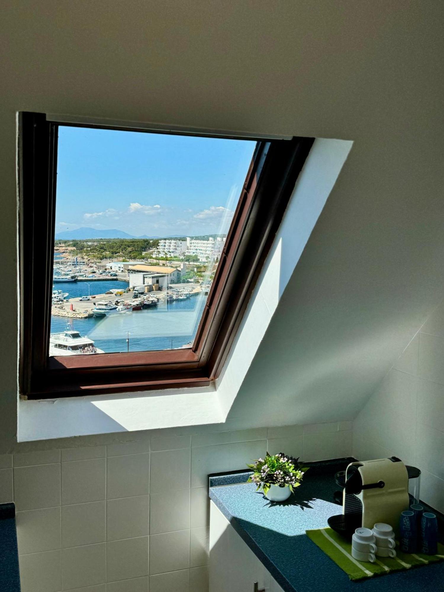 Charming Sea Front 3 Bedroom Apartment - Incredible Views! L'Ametlla de Mar Eksteriør bilde